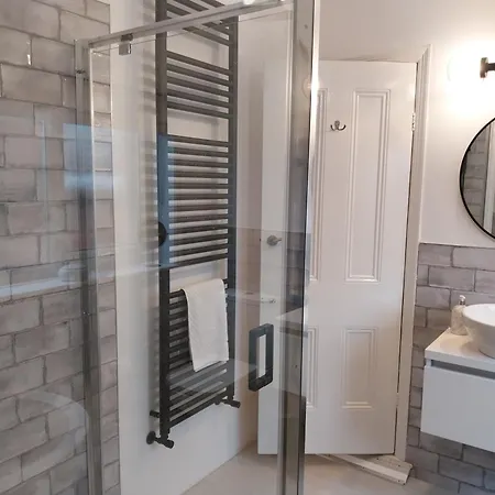 Holiday home 47 Elmville Avenue Scarborough