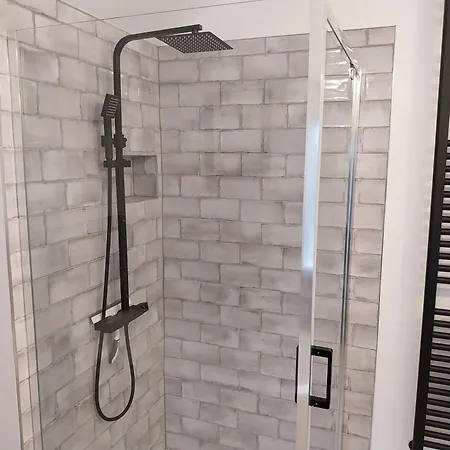 Дом отдыха 47 Elmville Avenue *