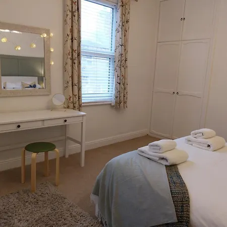 Holiday home 47 Elmville Avenue Scarborough